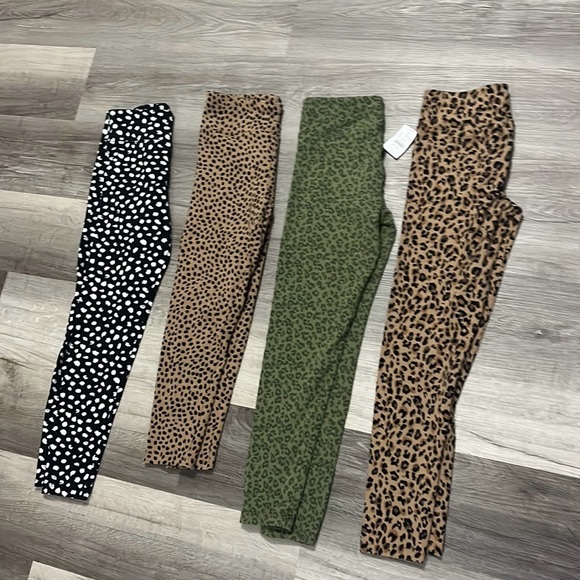 4 pair of woman’s J Crew leggings size small - Picture 2 of 6